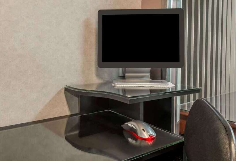 酒店 Knights Inn Ottawa