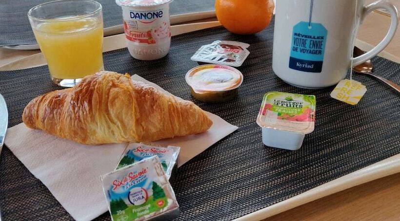 בית מלון כפרי Kyriad Genève St Genis Pouilly