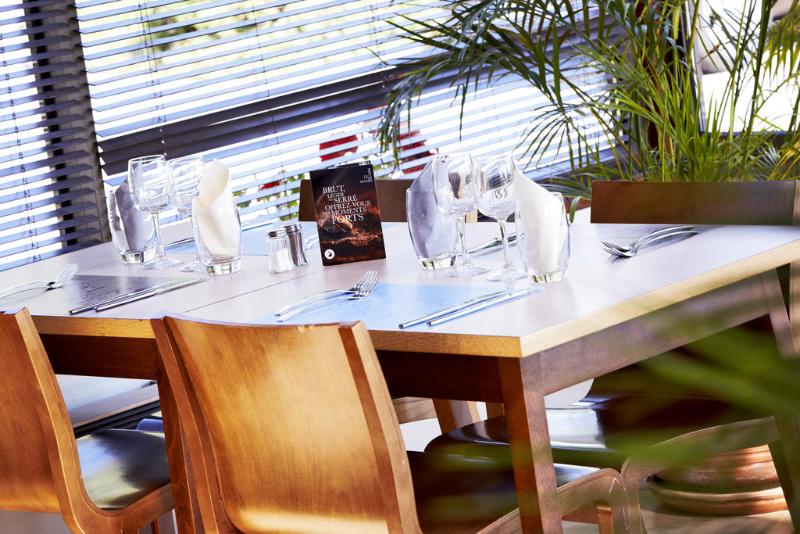 בית מלון כפרי Kyriad Genève St Genis Pouilly