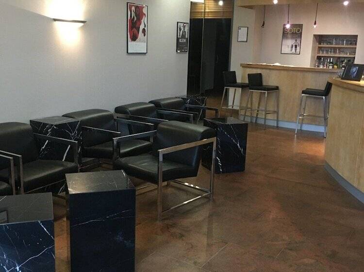 فندق Kyriad Rodez