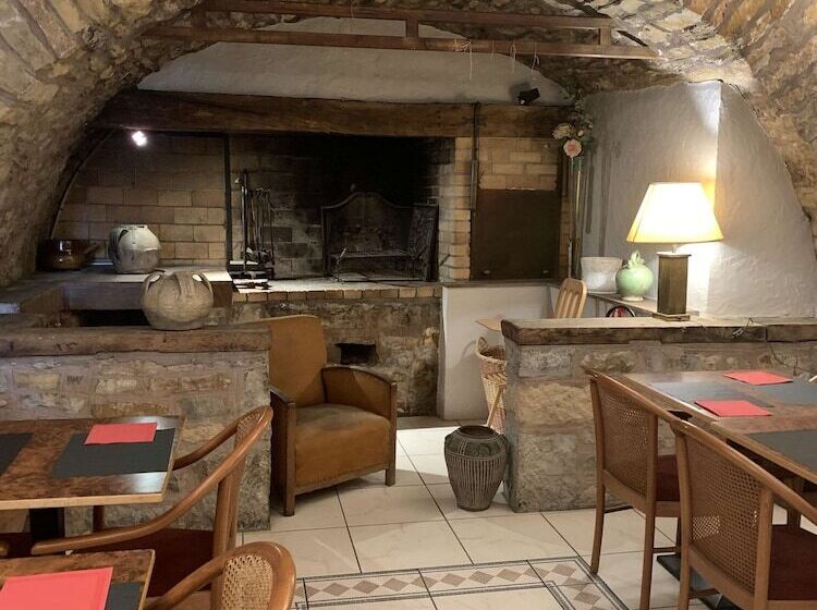 فندق Kyriad Rodez