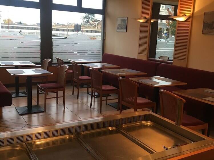 فندق Kyriad Rodez