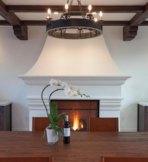 בית מלון כפרי La Playa Inn Santa Barbara