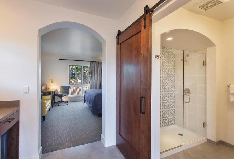 בית מלון כפרי La Playa Inn Santa Barbara