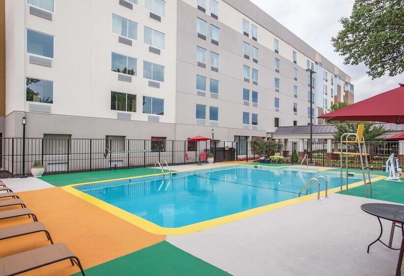 בית מלון כפרי La Quinta Inn & Suites By Wyndham Dc Metro Capital Beltway