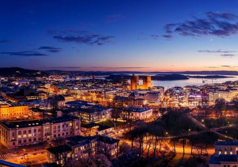 Отель Leipzig Marriott