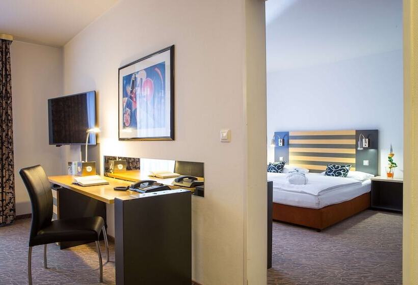 Lindner Hotel Frankfurt Hochst, Part Of Jdv By Hyatt