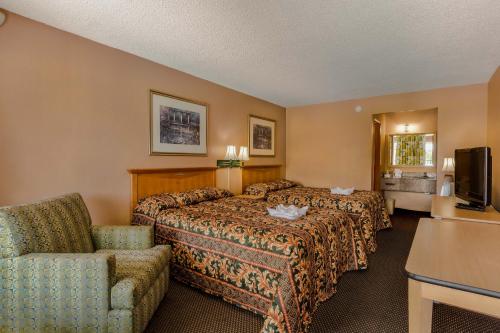 Отель Bayside Inn Pinellas Park  Clearwater