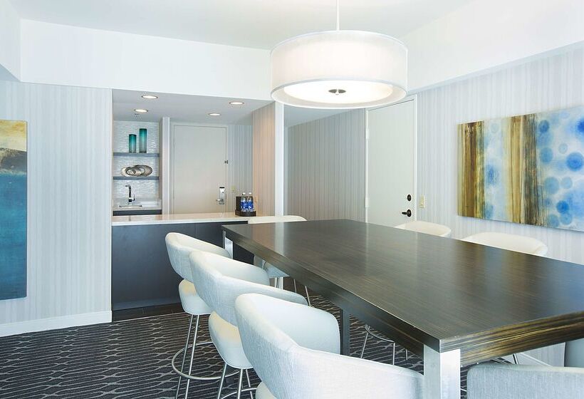 Отель Manchester Grand Hyatt San Diego