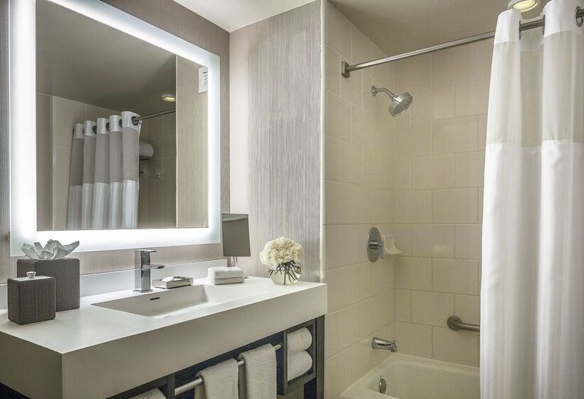 Отель Manchester Grand Hyatt San Diego