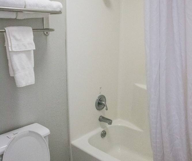 فندق Mockingbird Inn & Suites