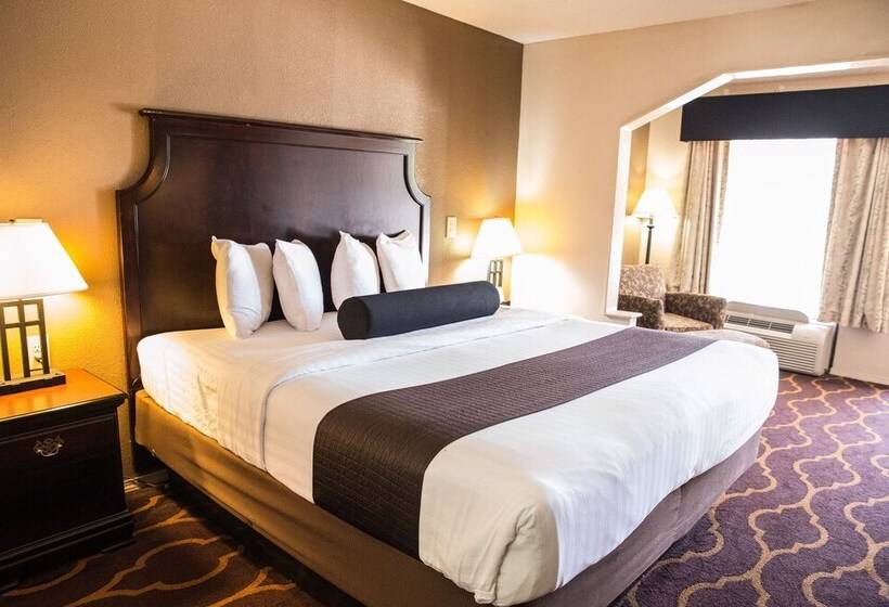 فندق Mockingbird Inn & Suites