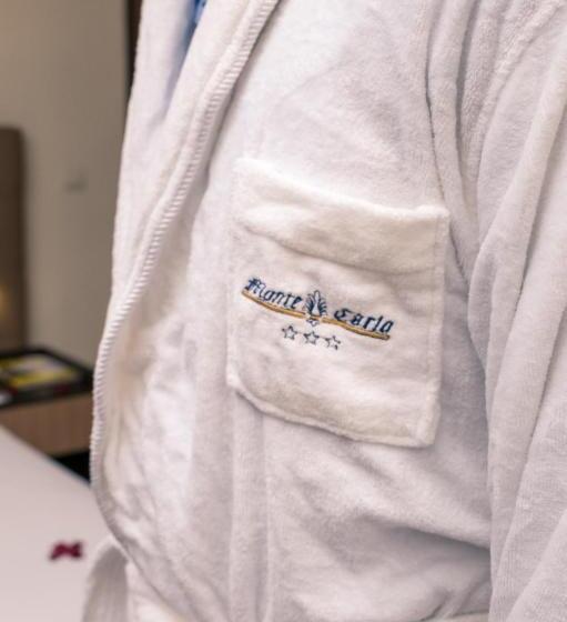 Отель Monte Carlo