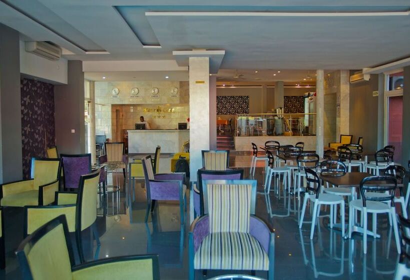 Отель Monte Carlo