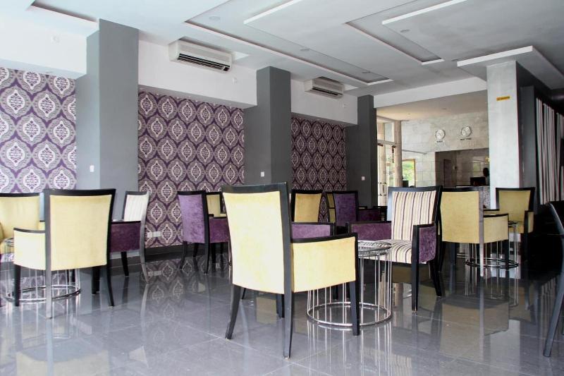 Отель Monte Carlo