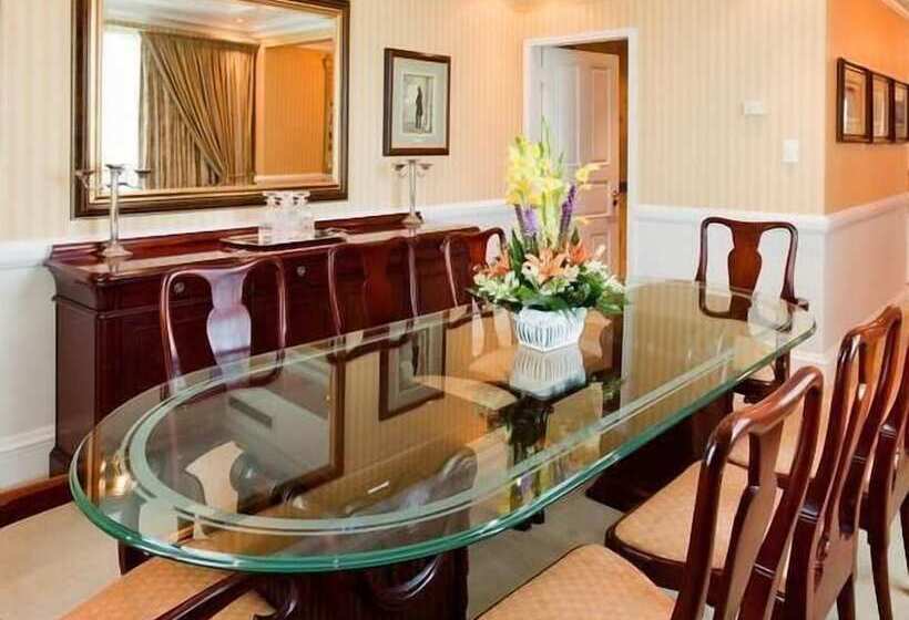 בית מלון כפרי Walmont At Graceland