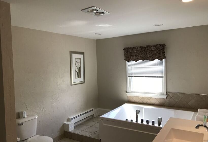 酒店 Pictured Rocks Inn And Suites