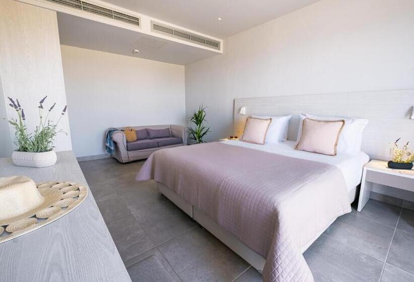 בית מלון כפרי Porto Bello Beach