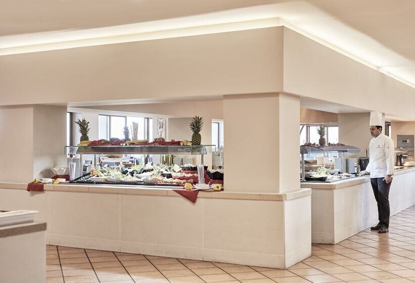 בית מלון כפרי Porto Bello Beach