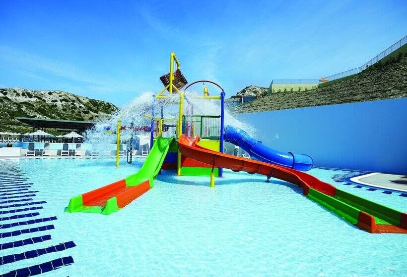 בית מלון כפרי Porto Bello Beach