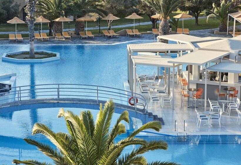 בית מלון כפרי Porto Bello Beach