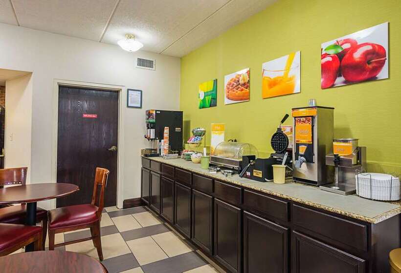 Отель Quality Inn Airport Southeast
