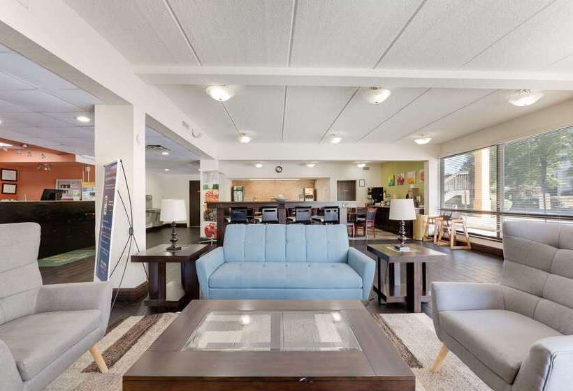 هتل Quality Inn Airport  Southeast