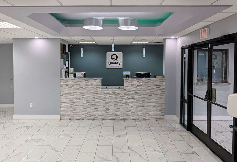 فندق Quality Inn Oak Grove Fort Campbell