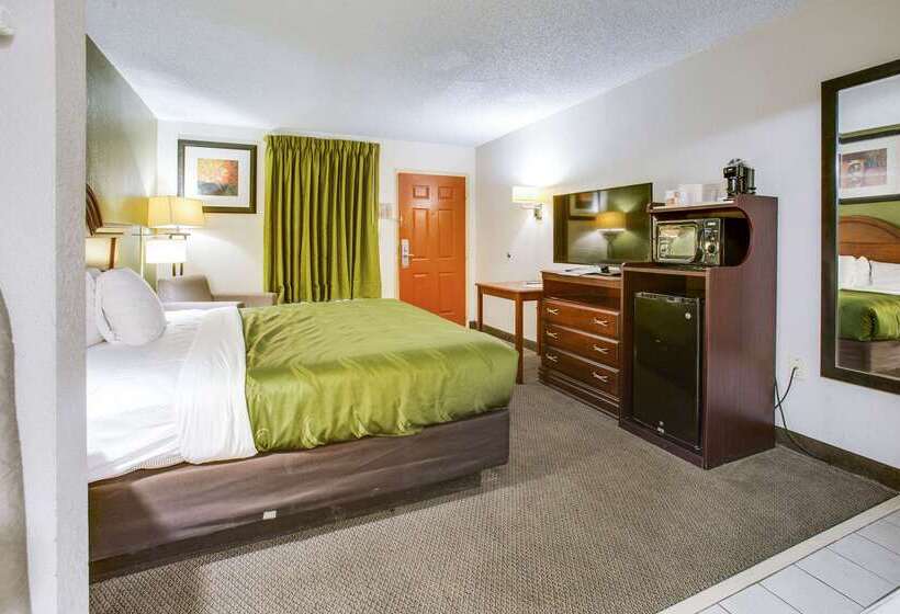 فندق Quality Inn Oak Grove Fort Campbell