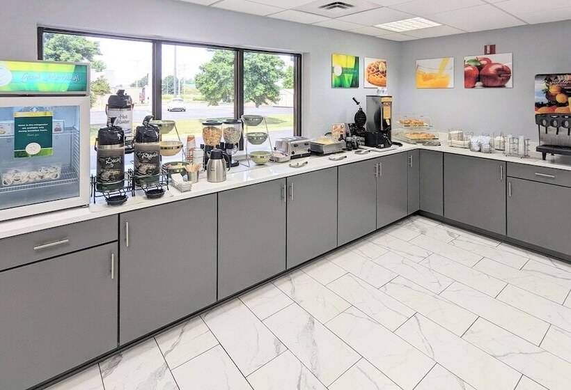 בית מלון כפרי Quality Inn Oak Grove Fort Campbell