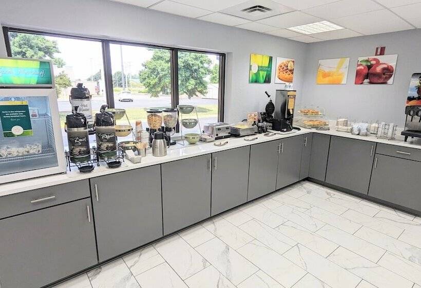 فندق Quality Inn Oak Grove Fort Campbell