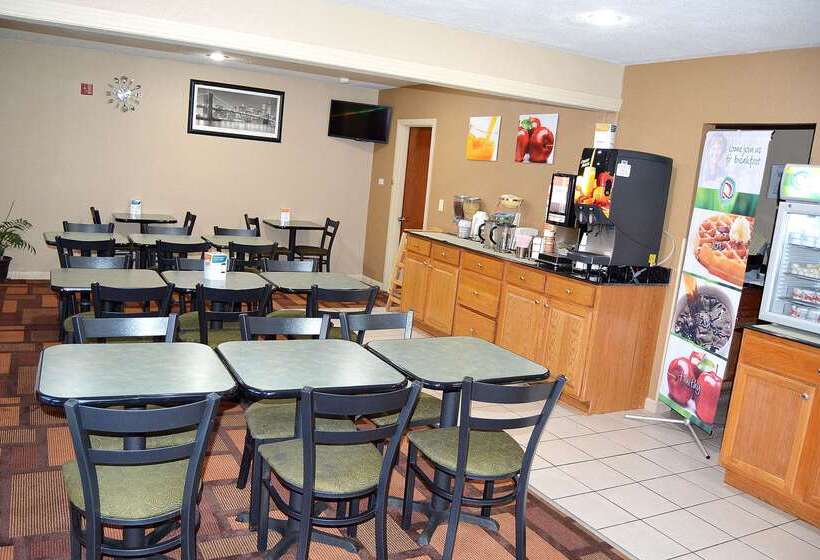 فندق Quality Inn Raynham  Taunton