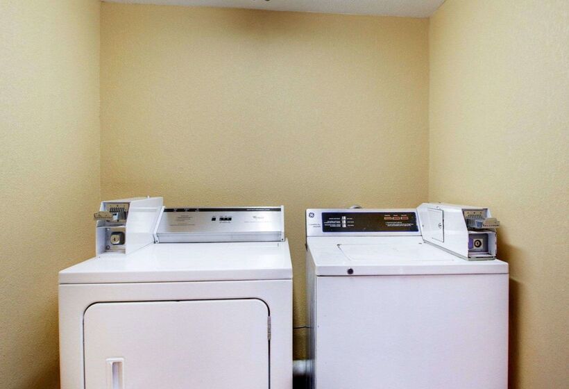 فندق Quality Inn