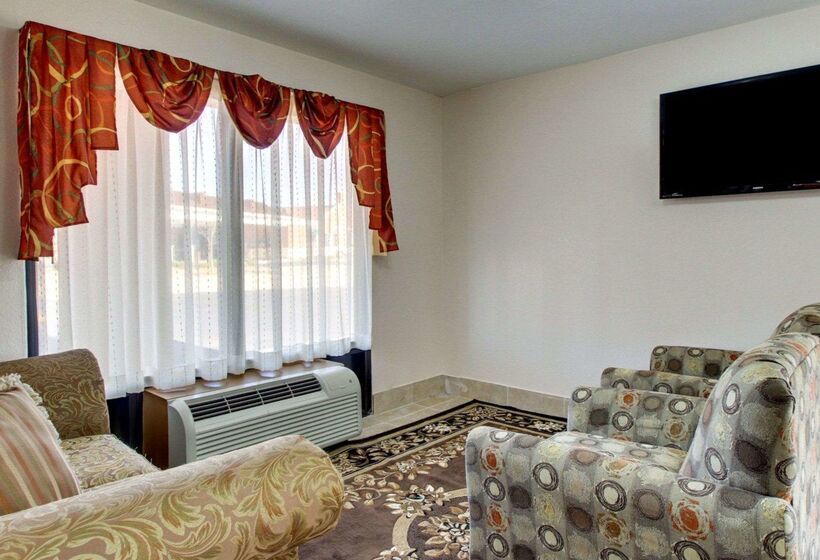 فندق Quality Inn
