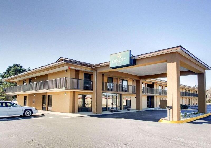 فندق Quality Inn