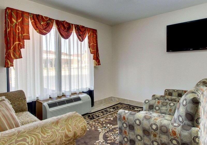 فندق Quality Inn