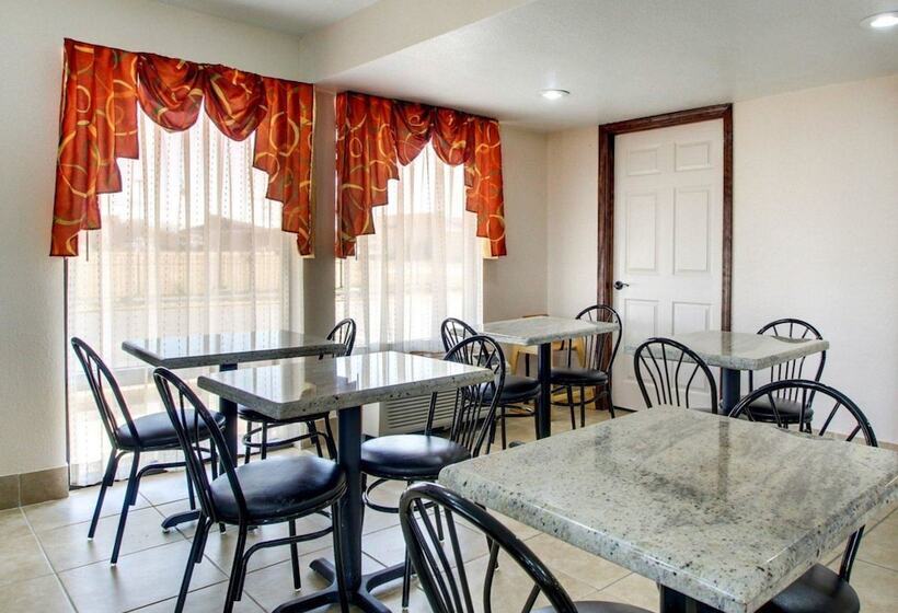 فندق Quality Inn