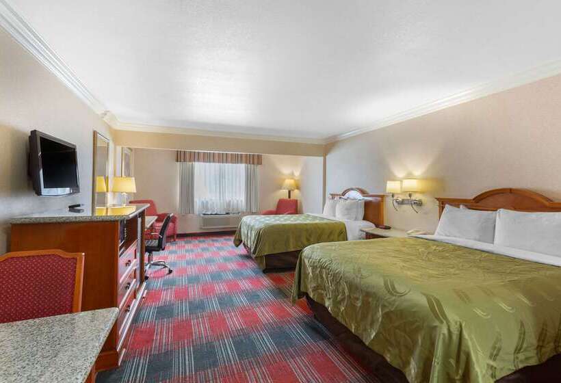 酒店 Quality Inn & Suites Oceanside Near Camp Pendleton