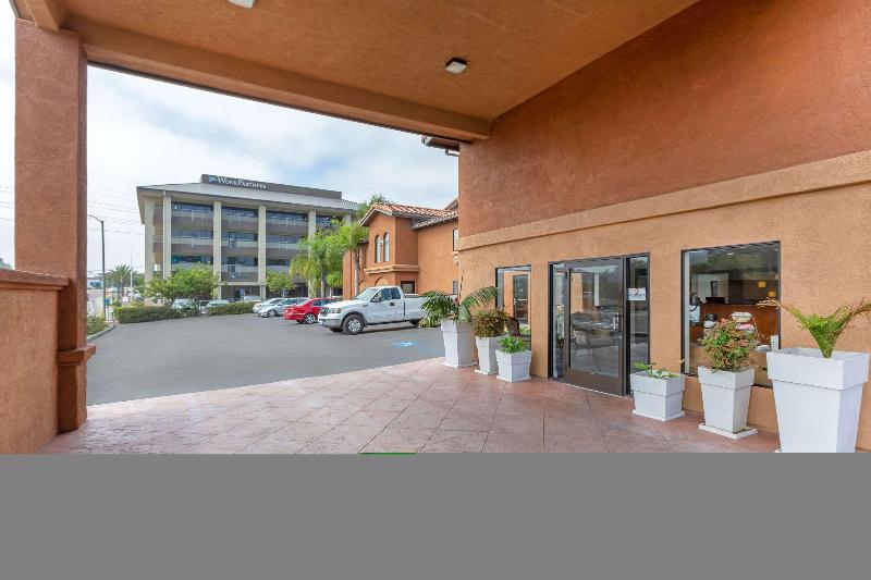 فندق Quality Inn & Suites Oceanside Near Camp Pendleton