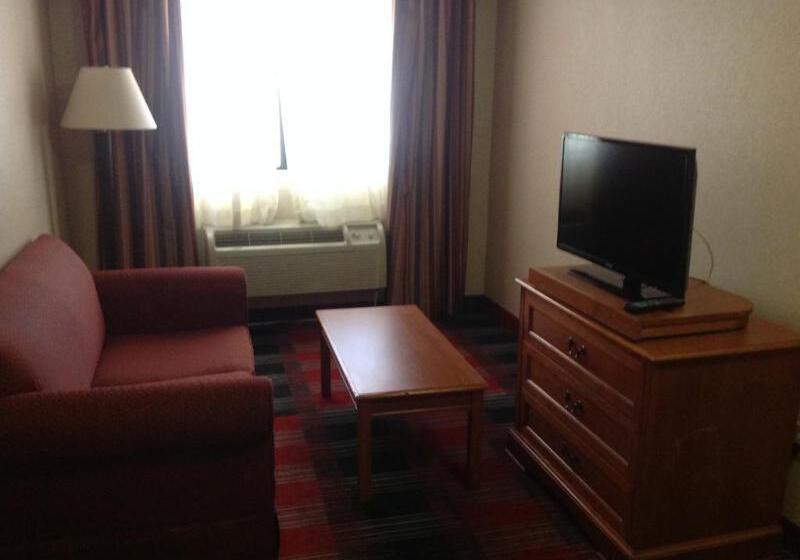 فندق Quality Inn & Suites Oceanside Near Camp Pendleton