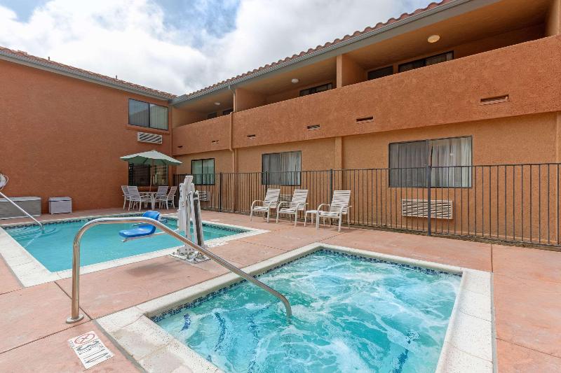 酒店 Quality Inn & Suites Oceanside Near Camp Pendleton