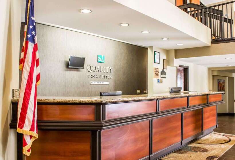 ホテル Quality Inn & Suites