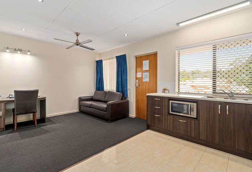 Quality Hotel Robertson Gardens