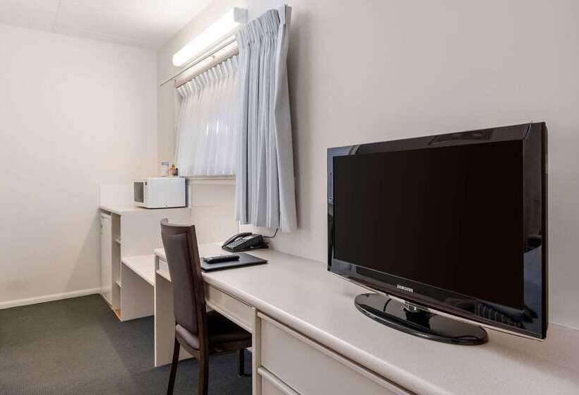 Quality Hotel Robertson Gardens