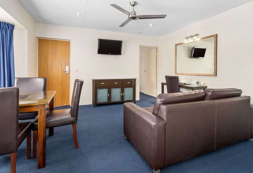 Quality Hotel Robertson Gardens