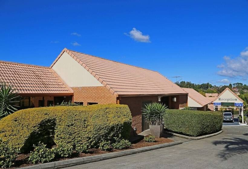 Quality Hotel Robertson Gardens