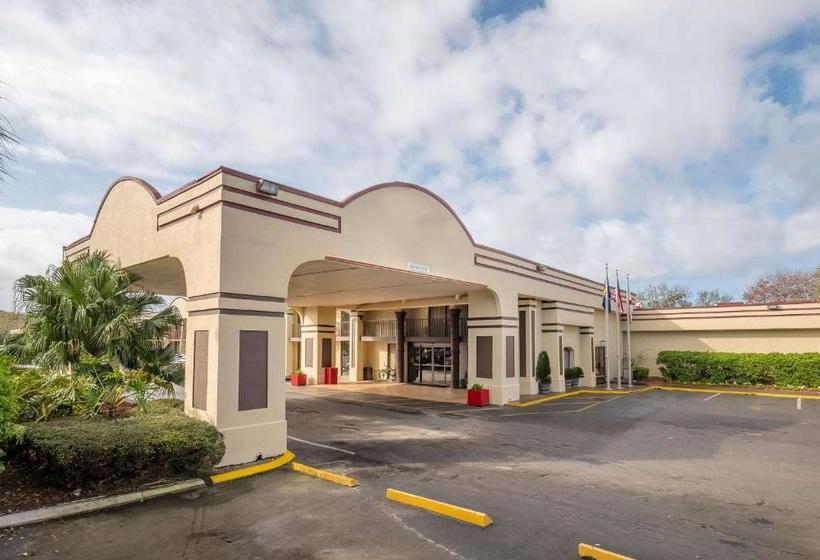 בית מלון כפרי Red Roof Inn Plus+ Neptune Beach  Jacksonville Beach