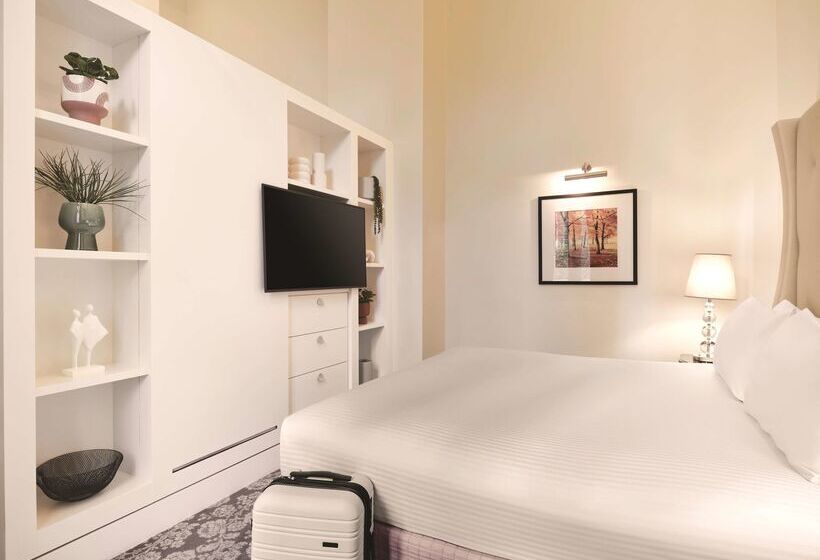 Rendezvous Hotel Melbourne