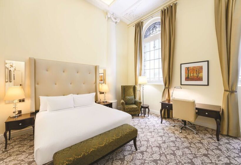 Rendezvous Hotel Melbourne