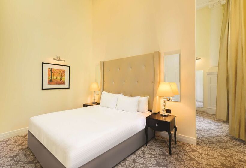 Rendezvous Hotel Melbourne